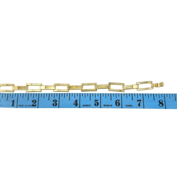 Vintage Gold-Tone Chain Link Bracelet 7.5 Inch Long Elegant Jewelry Piece Women - Picture 3 of 3